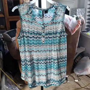 Multicolored sleeveless Blouse